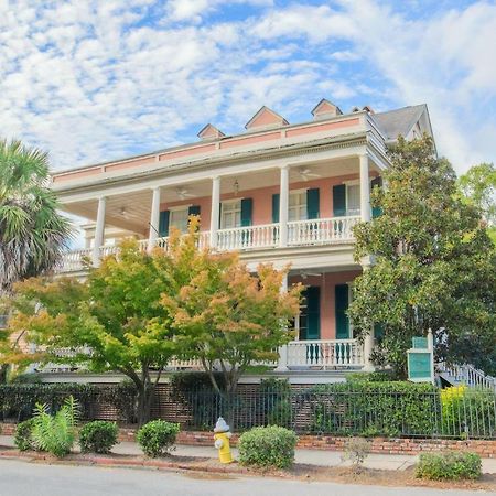 Daybed With Trundle In The Beautiful Ashley Inn 4 Blocks From King St Charleston Bagian luar foto