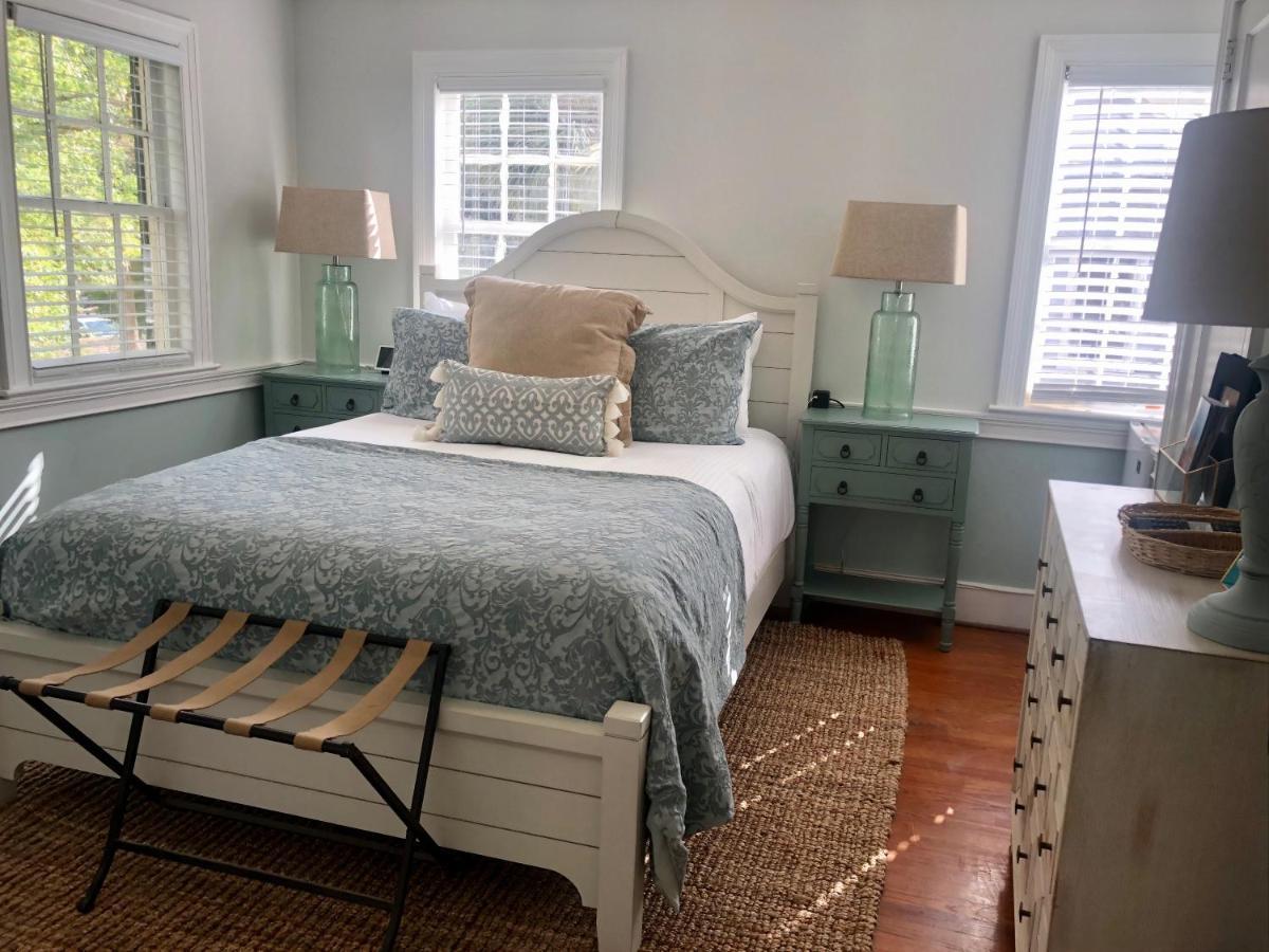 Daybed With Trundle In The Beautiful Ashley Inn 4 Blocks From King St Charleston Bagian luar foto