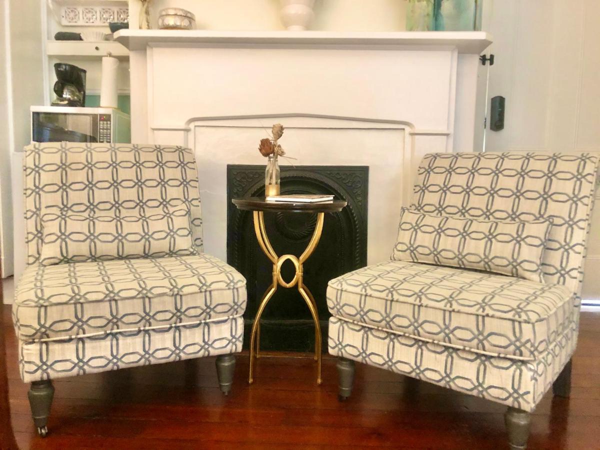 Daybed With Trundle In The Beautiful Ashley Inn 4 Blocks From King St Charleston Bagian luar foto