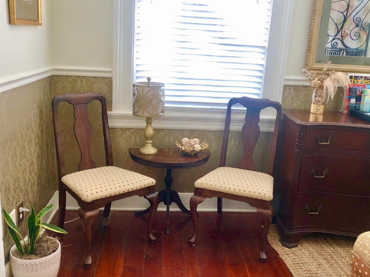 Daybed With Trundle In The Beautiful Ashley Inn 4 Blocks From King St Charleston Bagian luar foto
