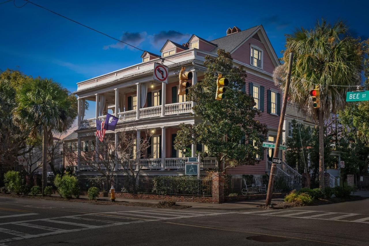 Daybed With Trundle In The Beautiful Ashley Inn 4 Blocks From King St Charleston Bagian luar foto