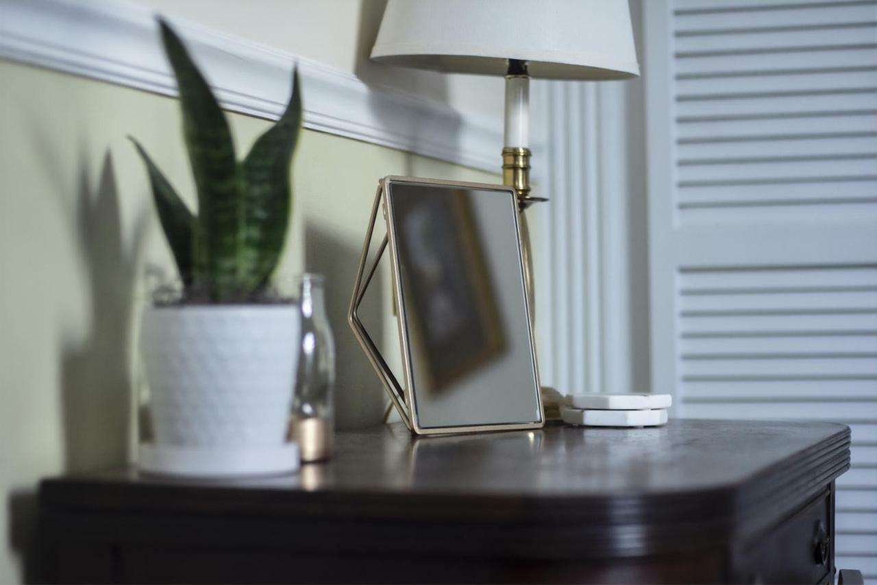 Daybed With Trundle In The Beautiful Ashley Inn 4 Blocks From King St Charleston Bagian luar foto