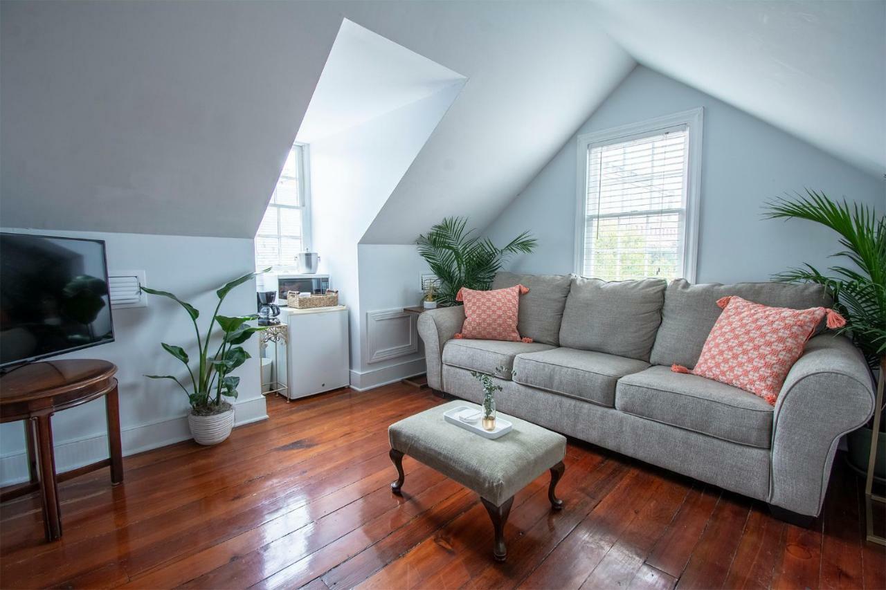 Daybed With Trundle In The Beautiful Ashley Inn 4 Blocks From King St Charleston Bagian luar foto