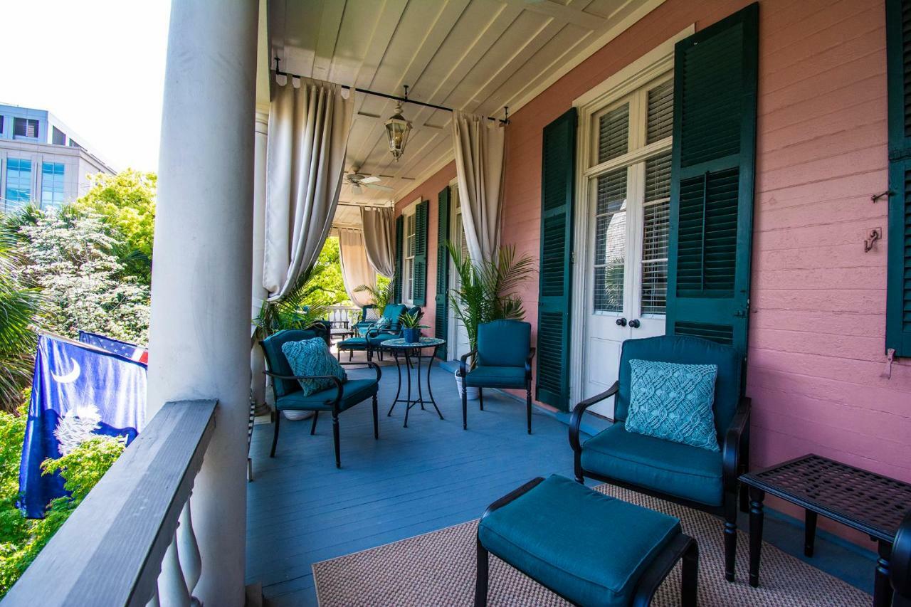 Daybed With Trundle In The Beautiful Ashley Inn 4 Blocks From King St Charleston Bagian luar foto