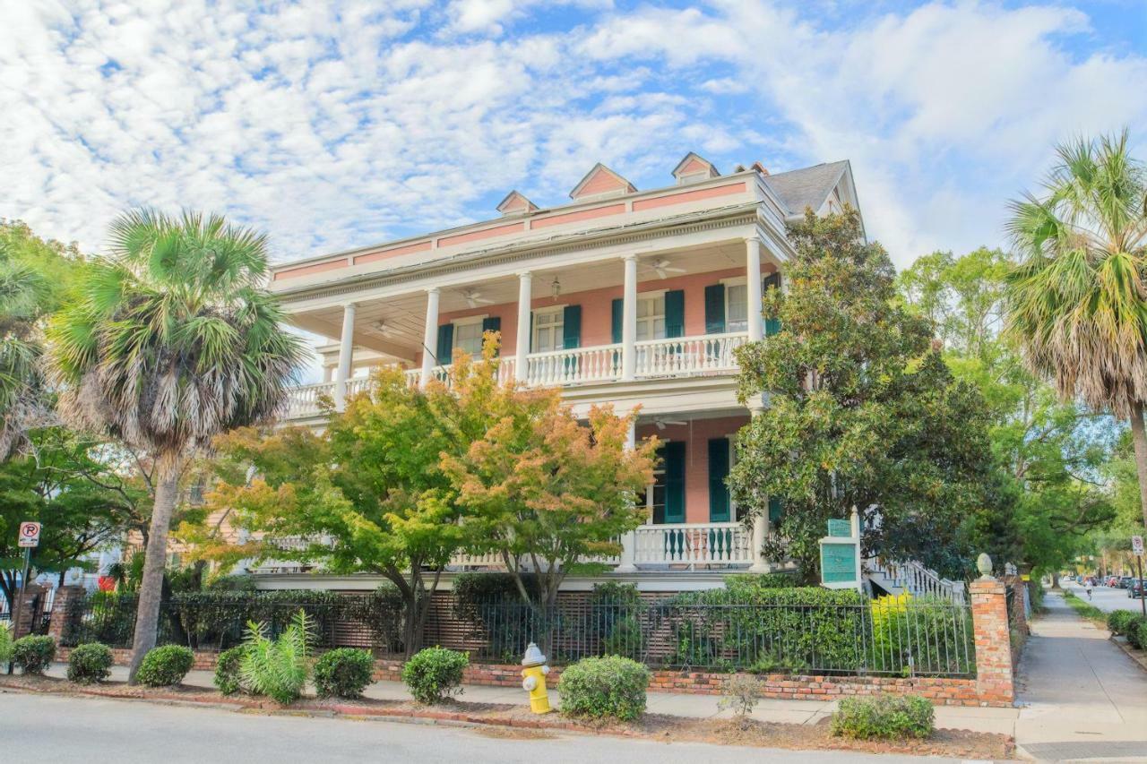 Daybed With Trundle In The Beautiful Ashley Inn 4 Blocks From King St Charleston Bagian luar foto